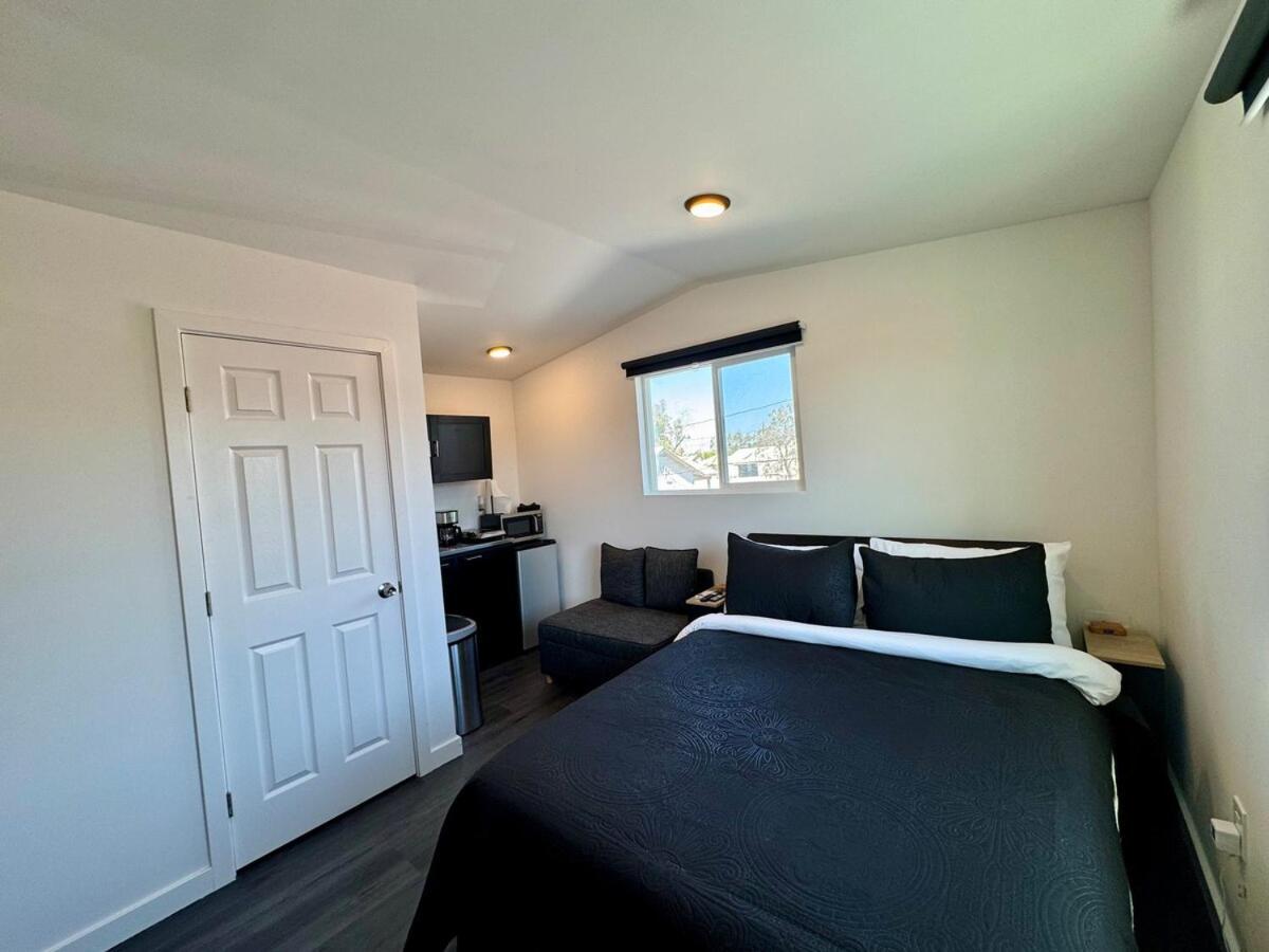 Your Downtown Cozy Studio With Backyard Unit C Феникс Экстерьер фото