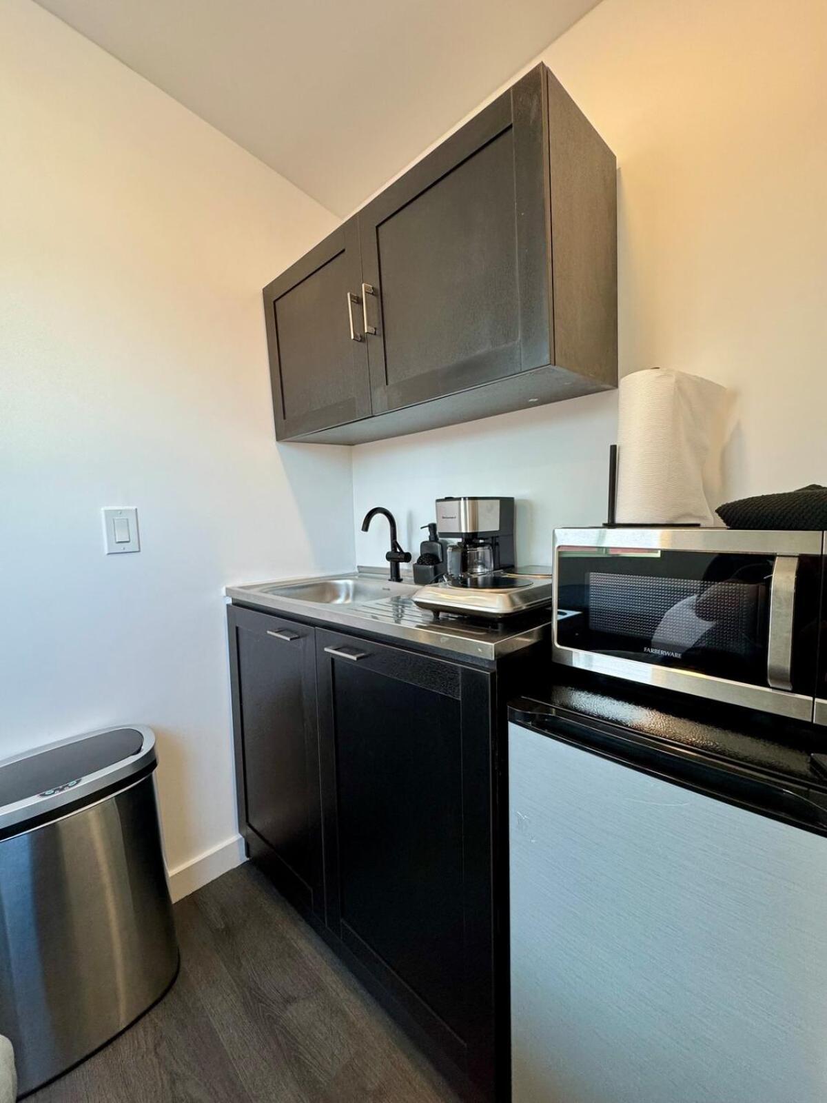 Your Downtown Cozy Studio With Backyard Unit C Феникс Экстерьер фото